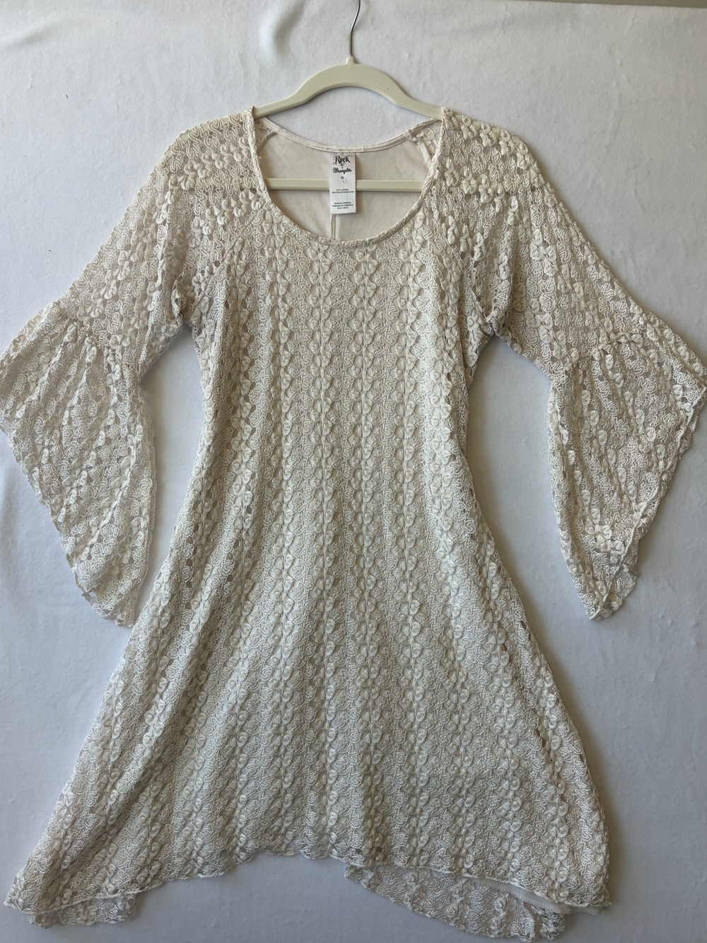Wrangler Cream Lace Bell-Sleeve A-Line Dress